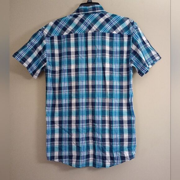2 Button Up Shirts Long Sleeve Short Sleeve Size 14-16 - Picture 8 of 13